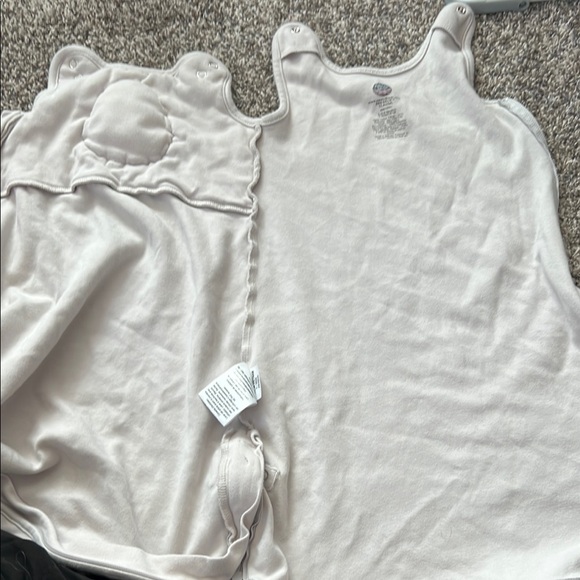 Nested Bean Sleep Sack size 0-6 months - Picture 5 of 6